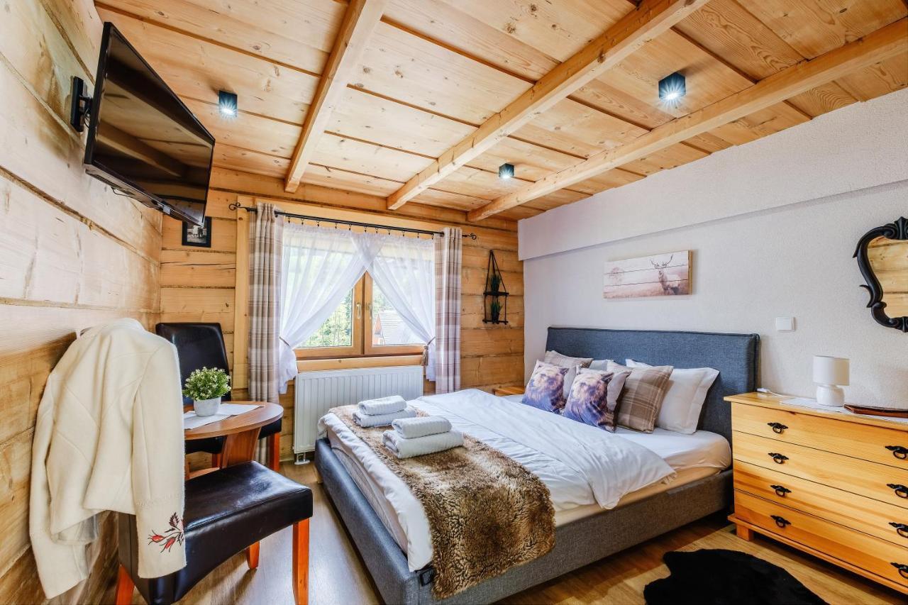 U Tatarow Lägenhet Suche Exteriör bild