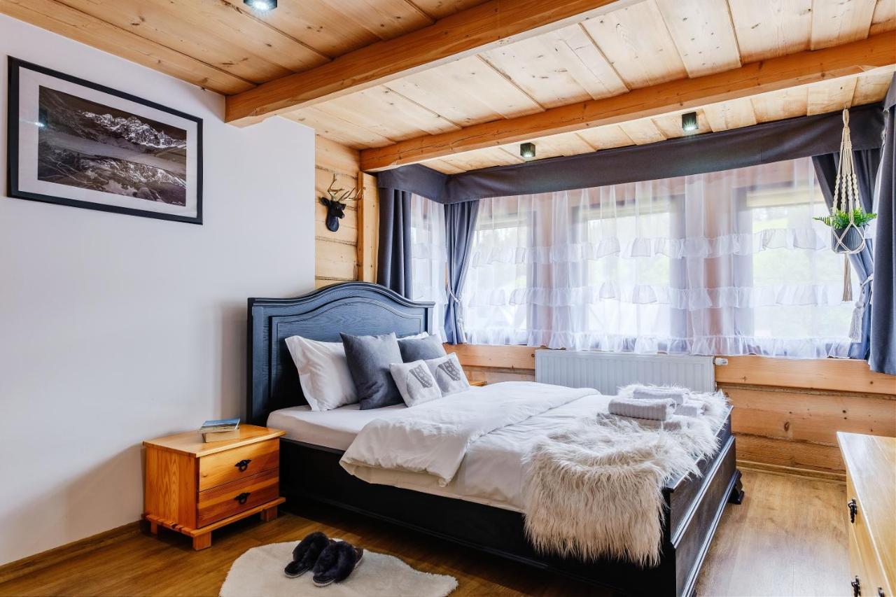 U Tatarow Lägenhet Suche Exteriör bild