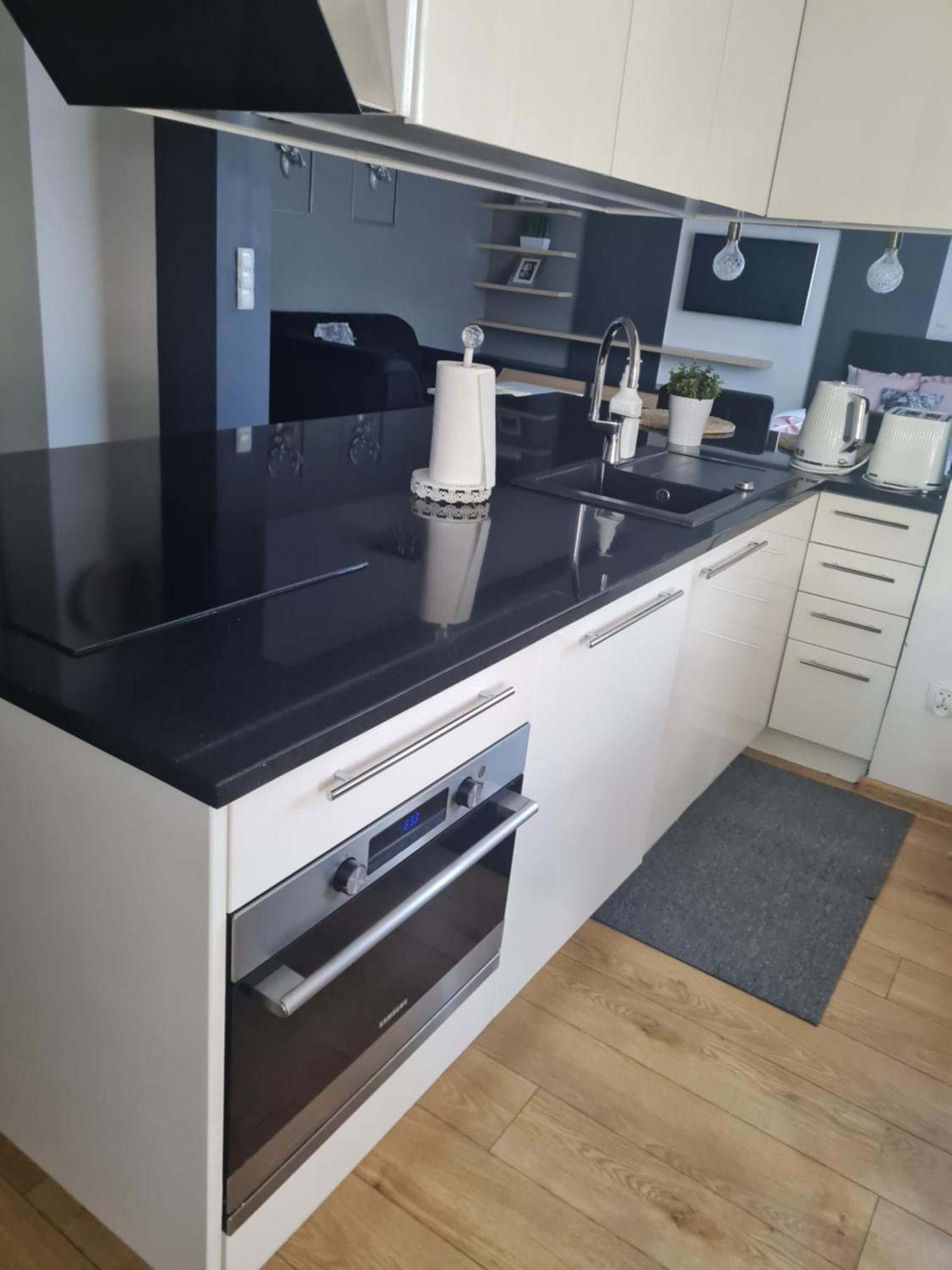 U Tatarow Lägenhet Suche Rum bild