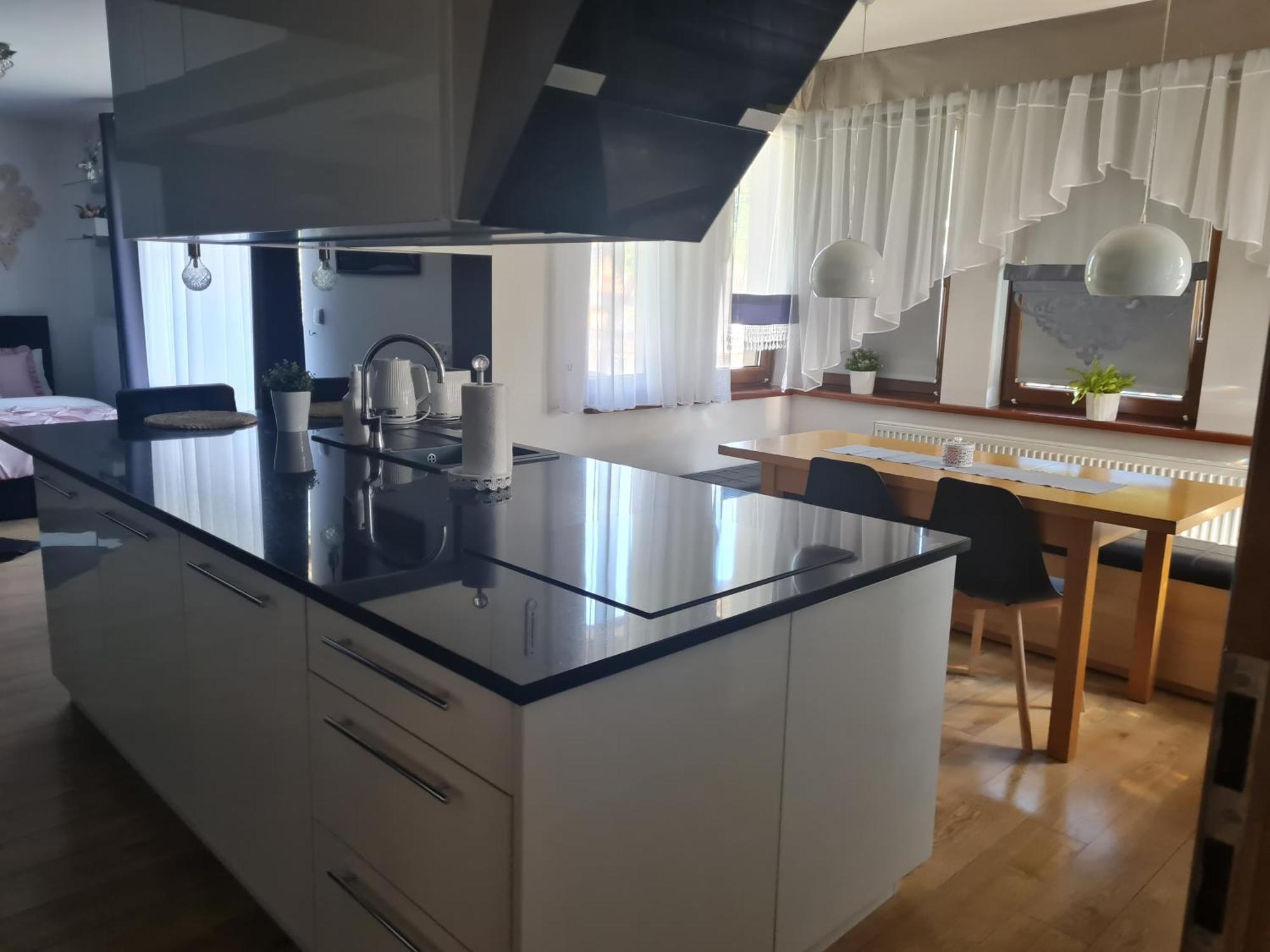 U Tatarow Lägenhet Suche Rum bild